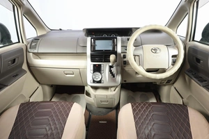Минивэн Toyota Noah 2008 года, 1409000 рублей, Новосибирск