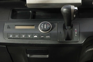Минивэн Honda Freed 2010 года, 999000 рублей, Новосибирск