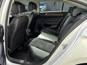 Седан Volkswagen Passat 2016 года, 1849000 рублей, Кропоткин