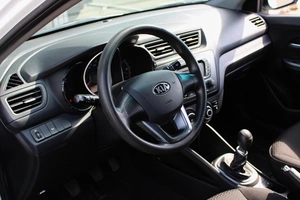 Седан Kia Rio 2013 года, 730000 рублей, Ярославль