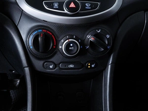 Седан Hyundai Solaris 2013 года, 859000 рублей, Ставрополь