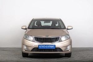 Седан Kia Rio 2013 года, 869000 рублей, Томск