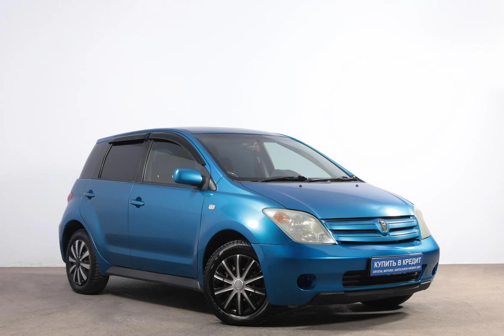 Хетчбэк Toyota Ist 2002 года, 549000 рублей, Новосибирск
