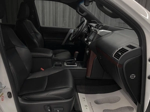 Внедорожник Toyota Land Cruiser Prado 2014 года, 3379000 рублей, Красноярск