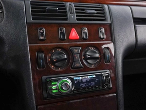 Седан Mercedes-benz E-класс 1997 года, 947052 рублей, Москва
