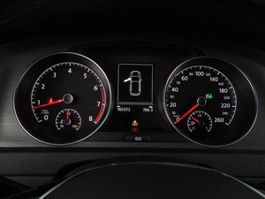 Хетчбэк Volkswagen Golf 2013 года, 1219000 рублей, Воронеж