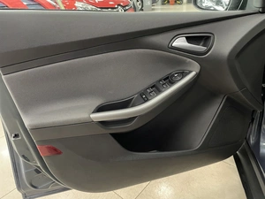 Седан Ford Focus 2012 года, 747000 рублей, Солонцы