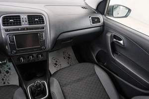Седан Volkswagen Polo 2018 года, 1229000 рублей, Красноярск