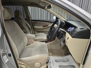 Хетчбэк Toyota Allex 2001 года, 490000 рублей, Красноярск