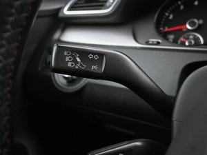 Седан Volkswagen Passat 2012 года, 999000 рублей, Кирилловка
