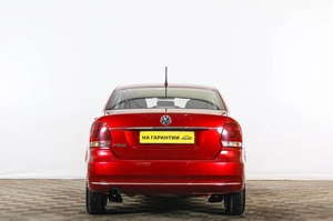 Седан Volkswagen Polo 2016 года, 999000 рублей, Тюмень