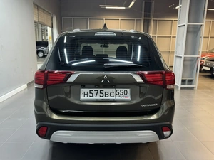 Внедорожник Mitsubishi Outlander 2020 года, 2147000 рублей, Красноярск