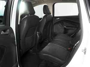 Внедорожник Ford Kuga 2017 года, 1505000 рублей, Красный Пахарь