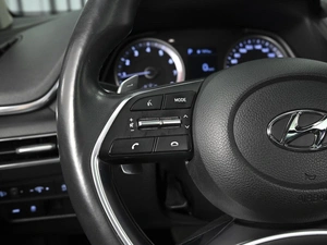 Седан Hyundai Sonata 2019 года, 2370000 рублей, Ставрополь