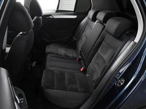 Хетчбэк Volkswagen Golf 2011 года, 864000 рублей, Воронеж