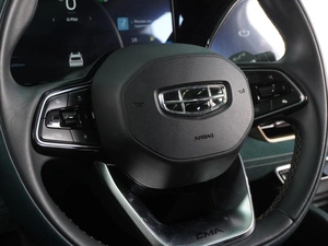 Внедорожник Geely Monjaro 2023 года, 3359000 рублей, Воронеж
