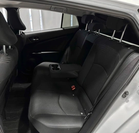 Лифтбек Toyota Prius 2016 года, 1697000 рублей, Красноярск