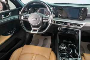 Седан Kia K5 2020 года, 2759000 рублей, Барнаул