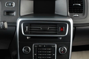 Седан Volvo S60 2012 года, 1099000 рублей, Тюмень