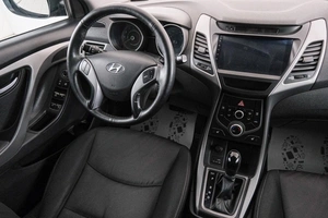 Седан Hyundai Elantra 2014 года, 1069000 рублей, Красноярск