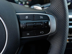 Седан Kia K5 2025 года, 3299000 рублей, Саратов