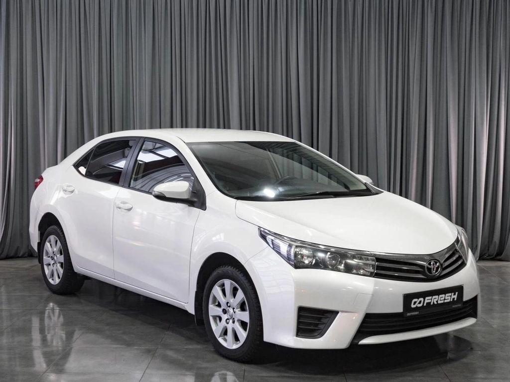 Седан Toyota Corolla 2013 года, 1399000 рублей, Тюмень