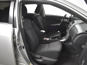 Седан Toyota Corolla 2013 года, 879900 рублей, Казань