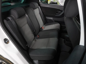 Хетчбэк Skoda Fabia 2012 года, 989000 рублей, Воронеж