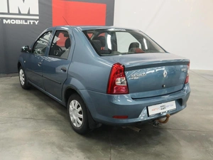 Седан Renault Logan 2011 года, 600000 рублей, Курск