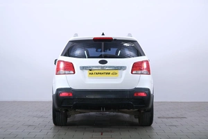 Внедорожник Kia Sorento 2011 года, 1619000 рублей, Омск