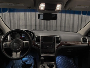 Внедорожник Jeep Grand Cherokee 2011 года, 1785000 рублей, Красноярск