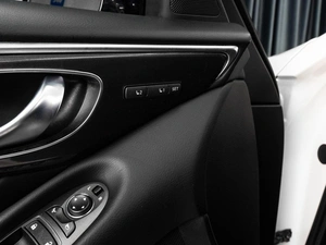 Седан Infiniti Q50 2016 года, 1999000 рублей, Тюмень