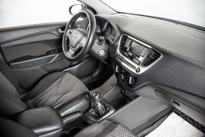Седан Hyundai Solaris 2018 года, 1089000 рублей, Пермь