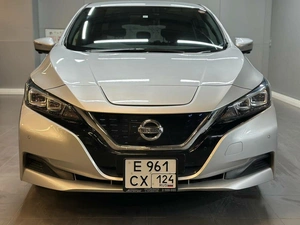 Хетчбэк Nissan Leaf 2019 года, 1897000 рублей, Красноярск
