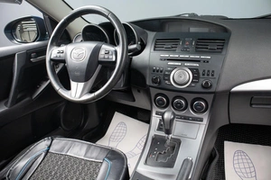 Седан Mazda 3 2011 года, 839000 рублей, Оренбург