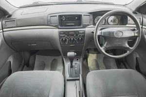 Седан Toyota Corolla 2005 года, 699000 рублей, Барнаул