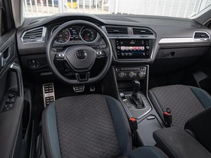 Внедорожник Volkswagen Tiguan 2019 года, 2240000 рублей, Краснодар