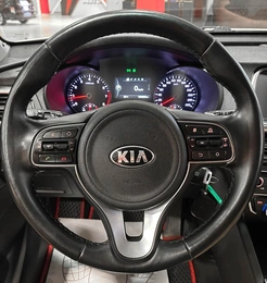 Седан Kia Optima 2018 года, 1897000 рублей, Красноярск