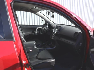 Внедорожник Toyota RAV4 2011 года, 1500000 рублей, Брянск