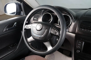 Внедорожник Skoda Yeti 2013 года, 729000 рублей, Тюмень