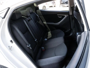 Седан Hyundai Elantra 2012 года, 999000 рублей, Краснодар