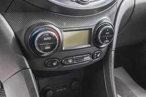 Хетчбэк Hyundai Solaris 2013 года, 949000 рублей, Барнаул