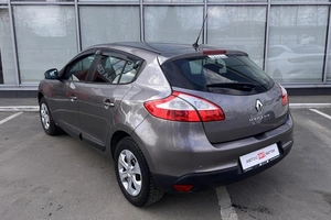 Хэтчбек Renault Megane 2011 года, 760000 рублей, Брянск