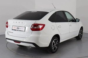 Седан ВАЗ (LADA) Granta 2023 года, 880000 рублей, Брянск