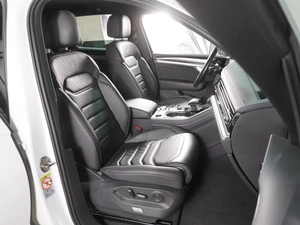 Внедорожник Volkswagen Touareg 2019 года, 7999000 рублей, Воронеж