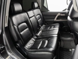 Внедорожник Toyota Land Cruiser 2011 года, 3519000 рублей, Тюмень