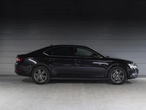 Лифтбек Skoda Superb 2018 года, 2120000 рублей, Санкт-Петербург