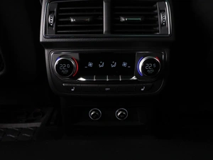 Внедорожник Audi Q7 2019 года, 5337000 рублей, Красный Пахарь