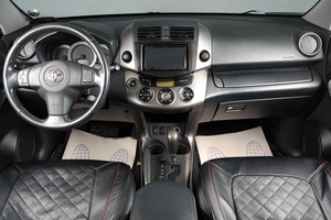 Внедорожник Toyota RAV4 2009 года, 1299000 рублей, Тюмень