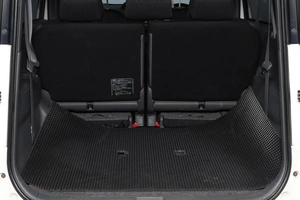 Минивэн Toyota Sienta 2013 года, 1169000 рублей, Новосибирск